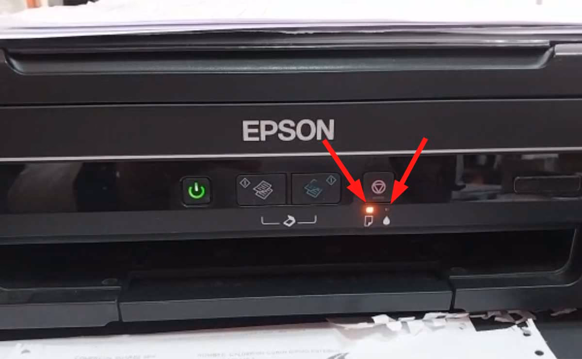 Epson bloqueada parpadea luz led de tinta y de atasco de papel