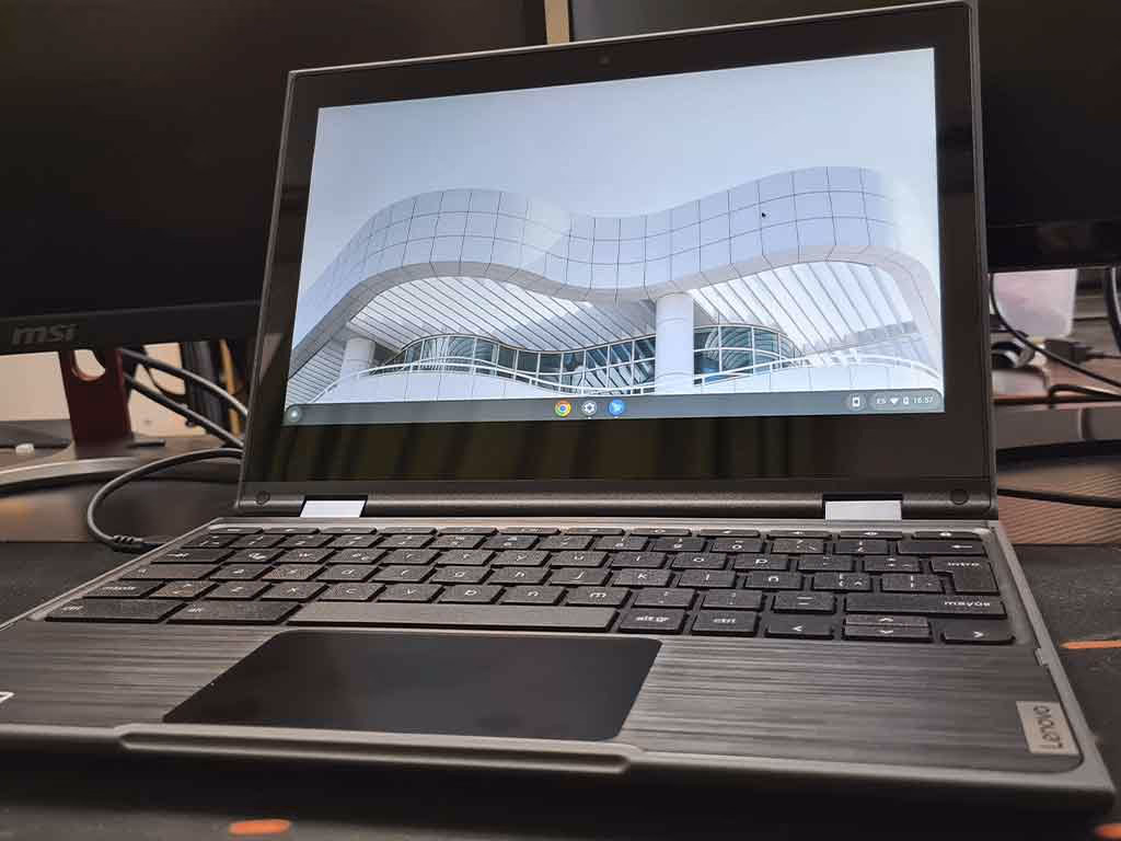 Chromebook